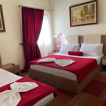 Hotel Relax City Center Tirana Exterior photo