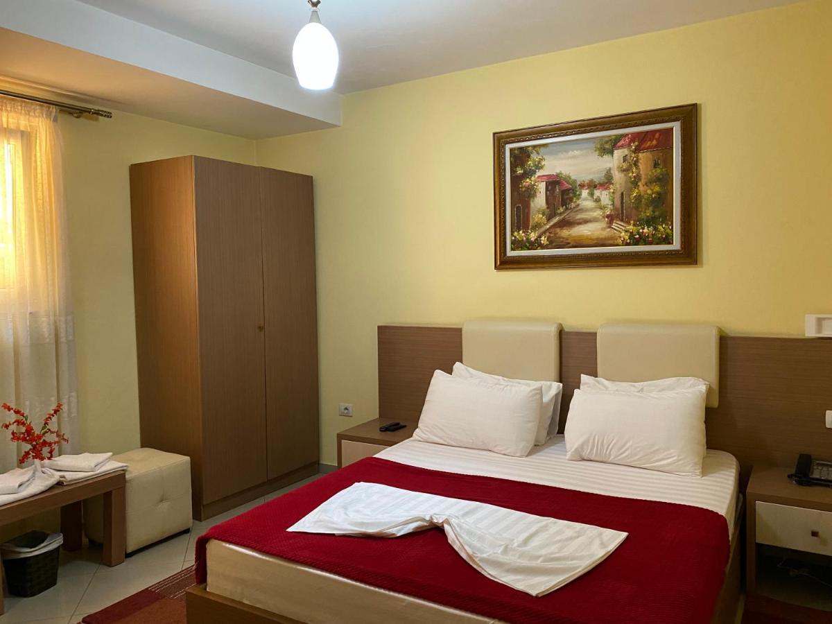 Hotel Relax City Center Tirana Exterior photo