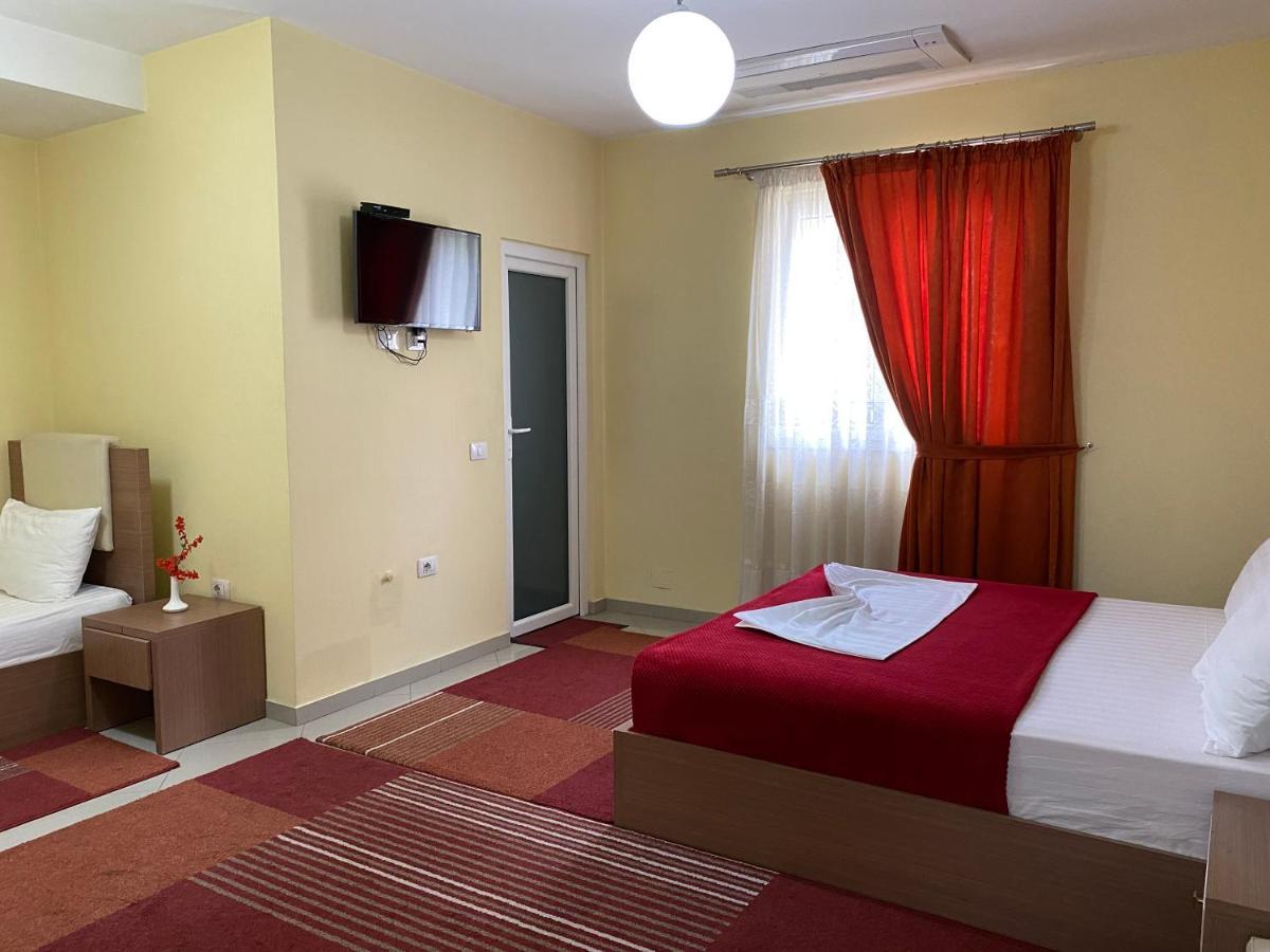 Hotel Relax City Center Tirana Exterior photo